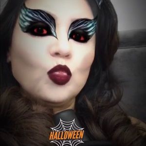 Meet your Posher, Lila